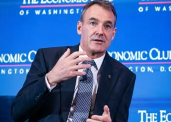 Бернард Луни