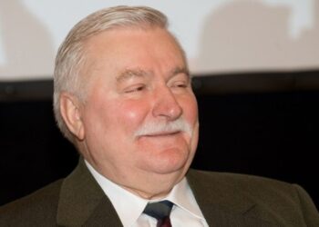 Лех Валенса