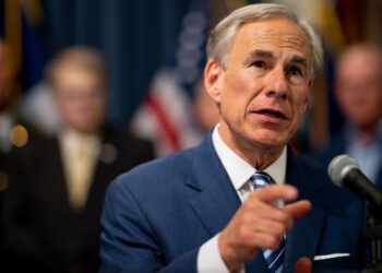 Грег Эбботт. Фото: CNN