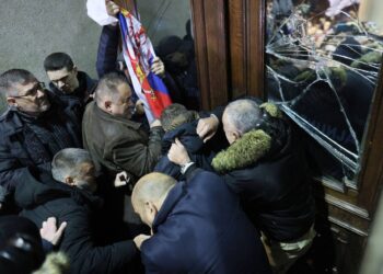 Протесты в Белграде