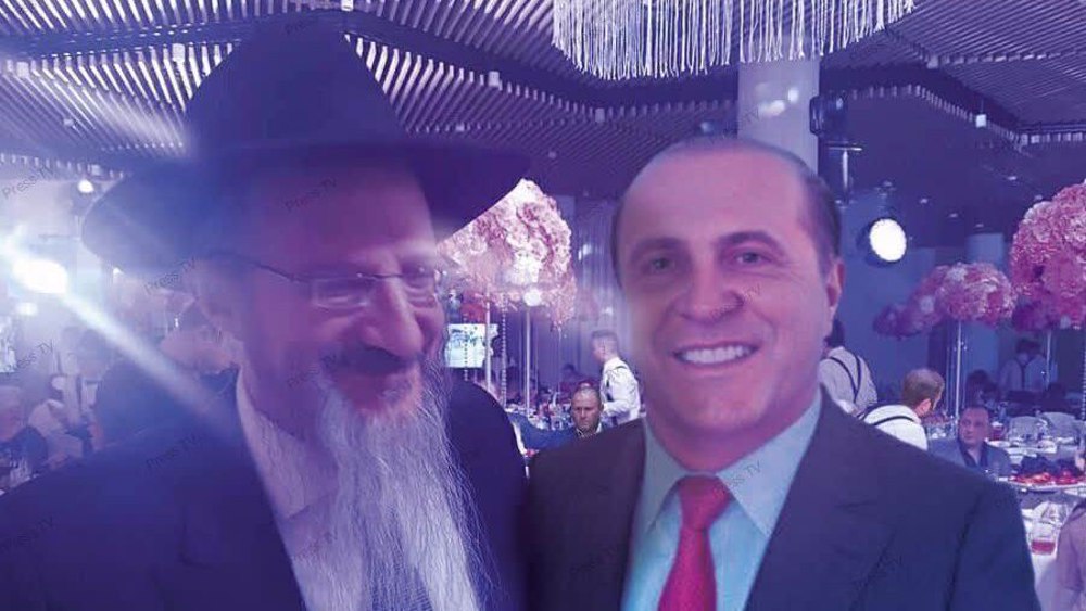 Пешрав Маджид Ага Дизаи с раввином на праздновании иудейского Йом-Кипура. Фото: Press TV