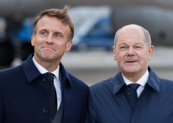 Эммануэль Макрон и Олаф Шольц