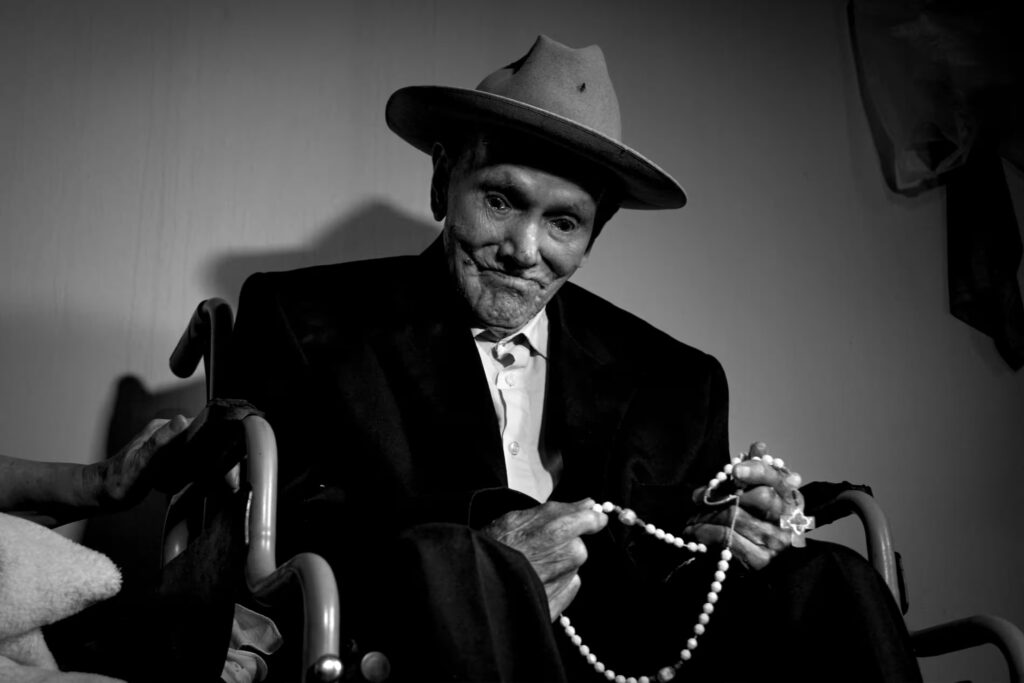 Хуан Висенте Мора был официально признан Книгой рекордов Гиннеса самым старым мужчиной в мире, его возраст составил 112 лет и 253 дня. Умер в апреле 2024 года. Фото: NurPhoto SRL