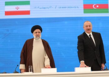 Ибрагим Раиси и бакинский тиран Ильхам Алиев. Фото: president.ir
