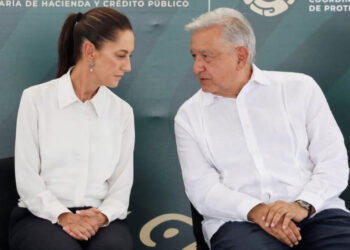 Клаудия Шейнбаум и Андрес Мануэль Лопес Обрадор