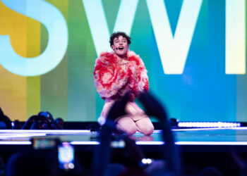 Немо стал первым небинарным победителем "Евровидения".