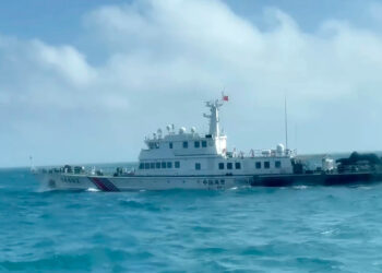 Катер береговой охраны Китая недалеко от побережья островов Мацзу, Тайвань.