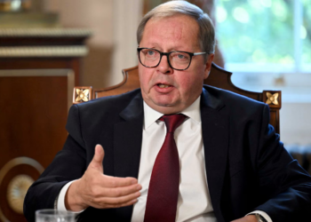 Посол России в Великобритании Андрей Келин. Фото: Джефф Оверс/BBC/Reuters