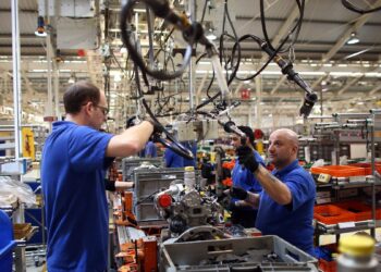 автомобильный завод Ford