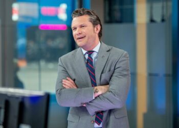 Телеведущий Пит Хегсет — будущий министр обороны США. Фото: Рой Рохлин