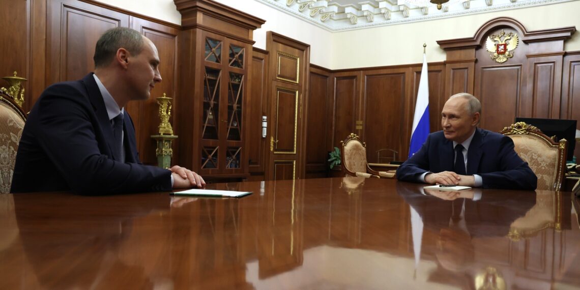 Встреча с Денисом Паслером. Фото: kremlin.ru