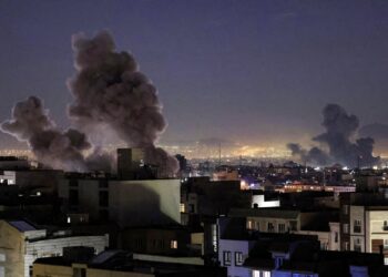 Тегеран, утро 1 марта. Фото: Atta Kenare / AFP / Getty