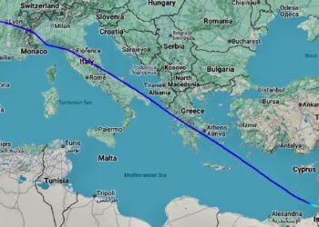 Карта: Flightradar24