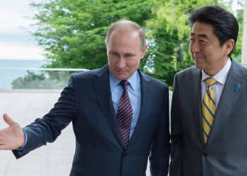 Владимир Путин и Синдзо Абэ. Иллюстрация: inosmi.ru