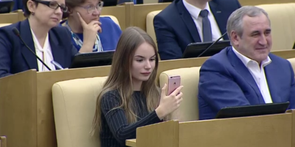 Саша Спилберг. Иллюстрация: gif.cmtt.space