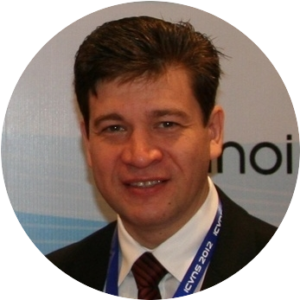 Владимир Колотов