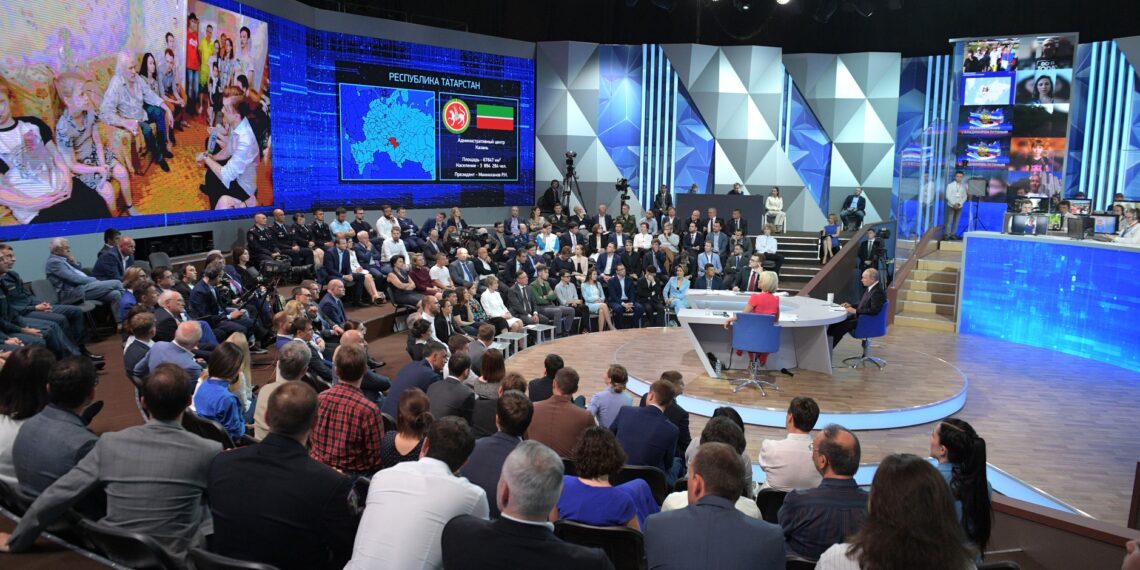 "Прямая линия с Владимиром Путиным". Фото: Пресс-служба Кремля