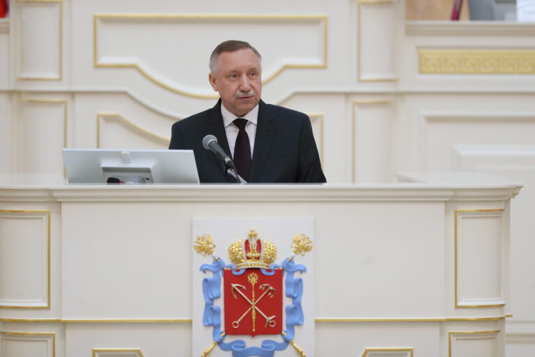 Отчет перед Заксобранием: Беглов не может предложить образ будущего