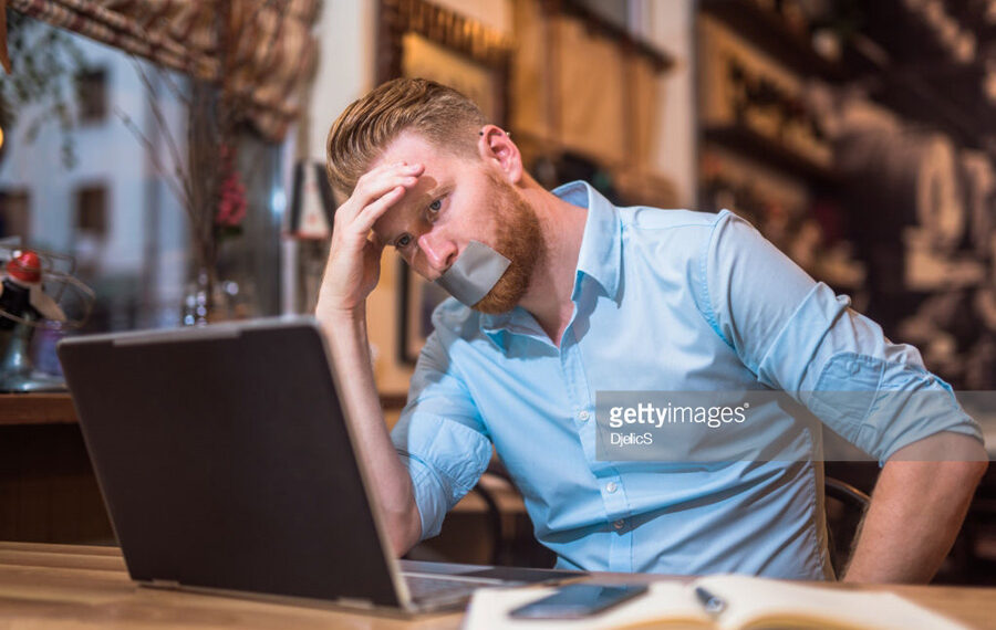 Цифровая диктатура на практике. Фото: Getty