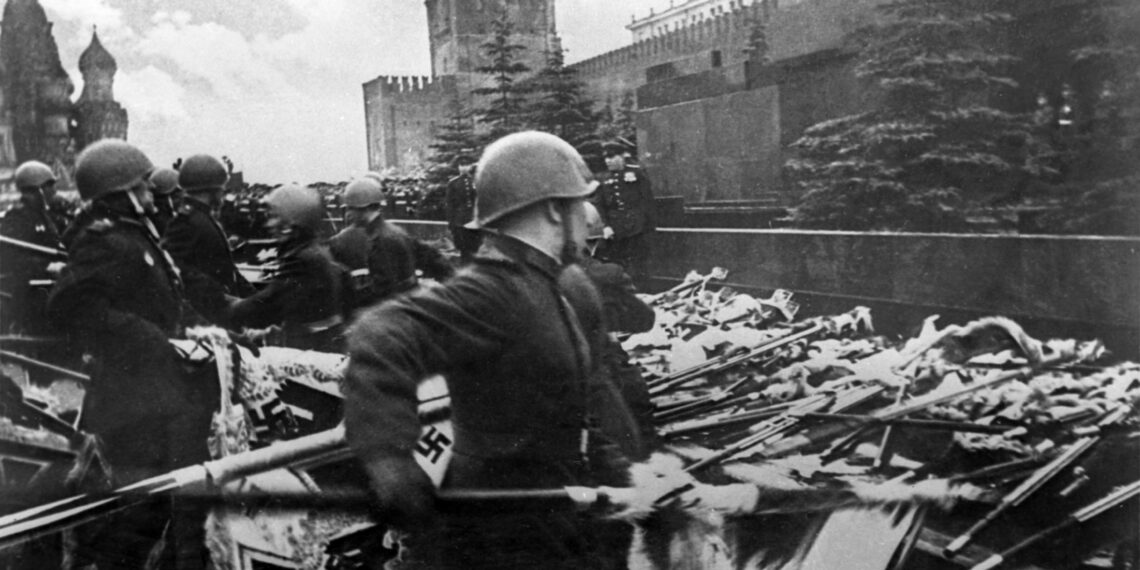 Парад Победы на Красной площади в Москве 24 июня 1945 года