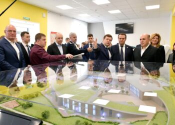 Рабочая поездка Михаила Мишустина в Великий Новгород. Фото: Пресс-служба правительства РФ