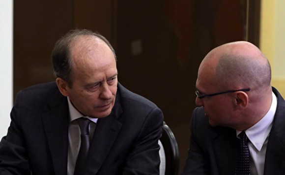 Александр Бортников и Сергей Кириенко. Фото: Пресс-служба Кремля