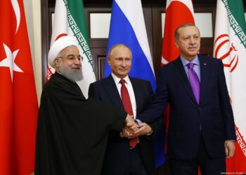 Хасан Рухани, Владимир Путин и Реджеп Эрдоган. Фото: Sefa Karacan / Anadolu Agency