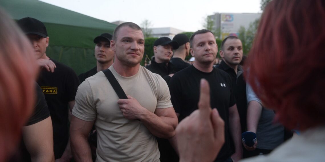 Защитники строительства храма. Фото: e1.ru