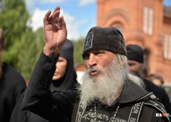 Схиигумен Сергий Романов. Фото: Максим Воробьев / E1.RU