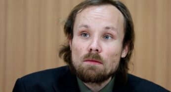 Дело Билли Сикса: Запад преследует независимую журналистику