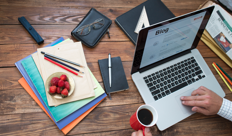 Утро блогера. Иллюстарция: blog.pressfeed.ru