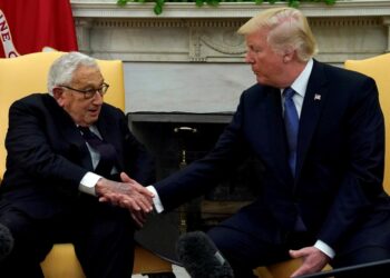 Генри Киссинджер и Дональд Трамп. Октябрь 2017 года. Фото: Kevin Lamarque/Reuters