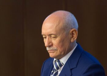 Рустэм Хамитов