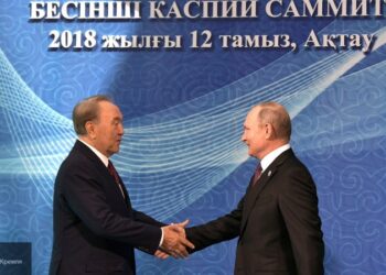 Нурсултан Назарбаев и Владимир Путин. Фото: Пресс-служба Кремля