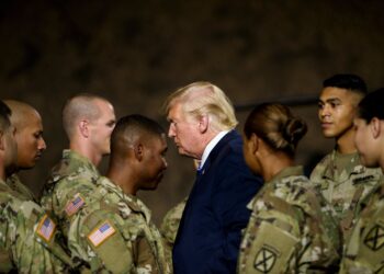 Дональд Трамп. Фото: Брендан Смиаловски / Getty