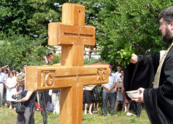 Православный крест в Арцахе. Фото: kavkaz-uzel.eu