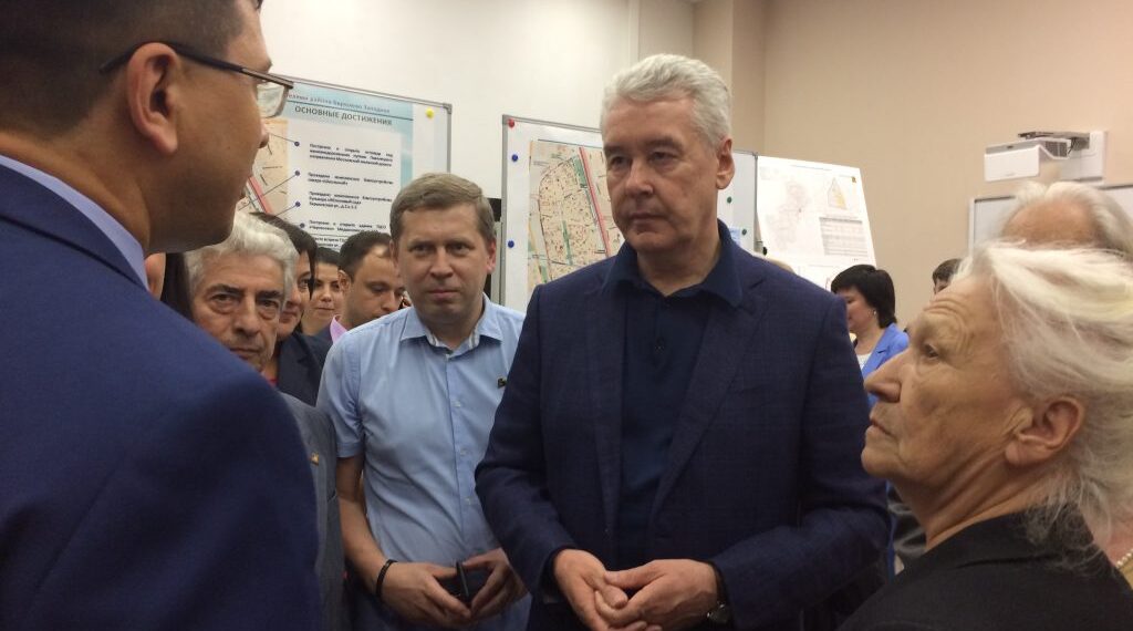 Сергей Собянин на встрече с жителями Бирюлева Западного. Фото: Мария Иванова