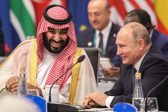 Владимир Путин и Мохаммед бен Салман. Фото: AFP, Людовик Марин