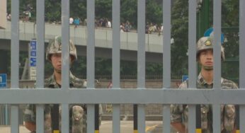 Маски сорваны: протестующие в Гонконге провоцируют армию Китая на конфликт