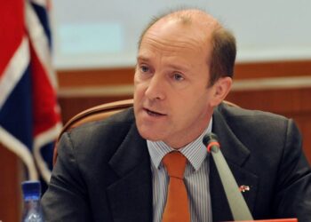 Джонатан Шоу