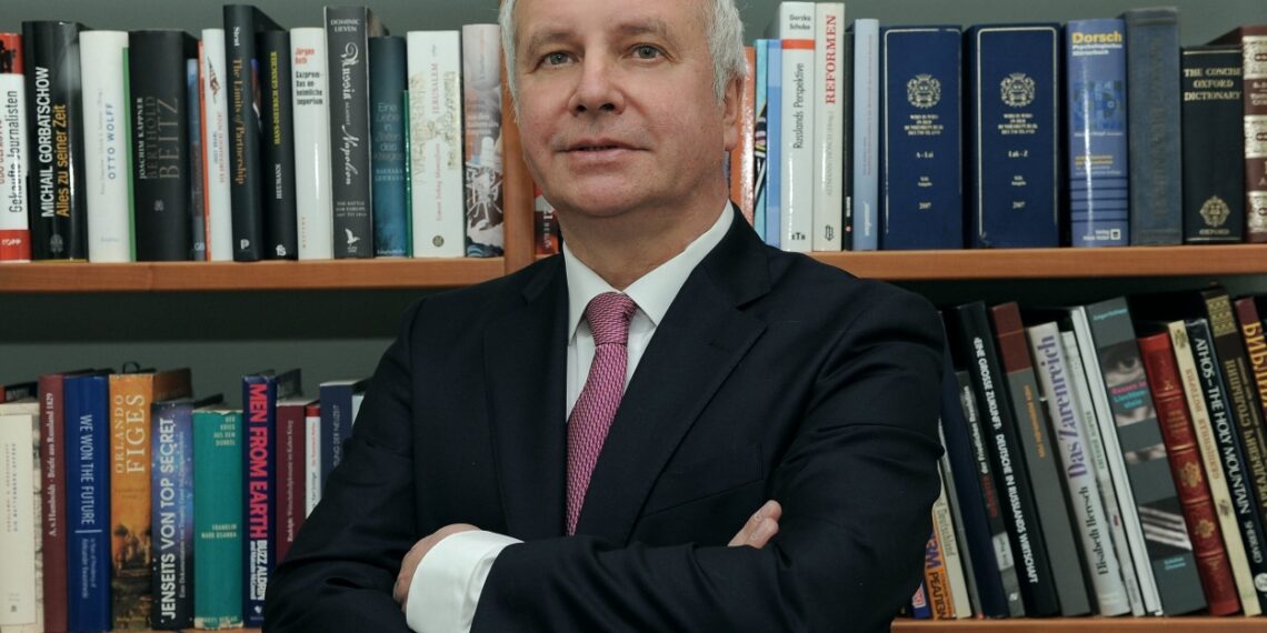 Александр Рар