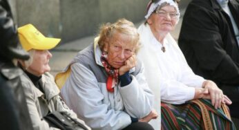 Доверие населения к пенсионной системе подорвано: новая система накоплений не сработает