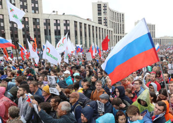 Митинг на проспекте Сахарова в Москве, 10 августа 2019 года. Фото: Сергей Савостьянов / ТАСС