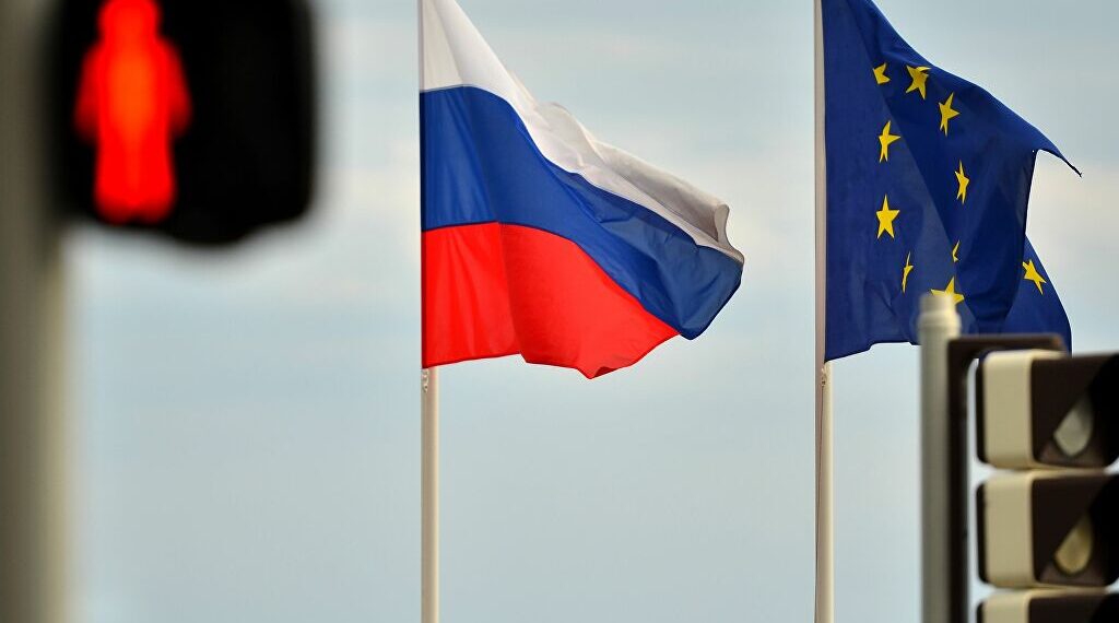 Флаги России и ЕС. Фото: 112.international