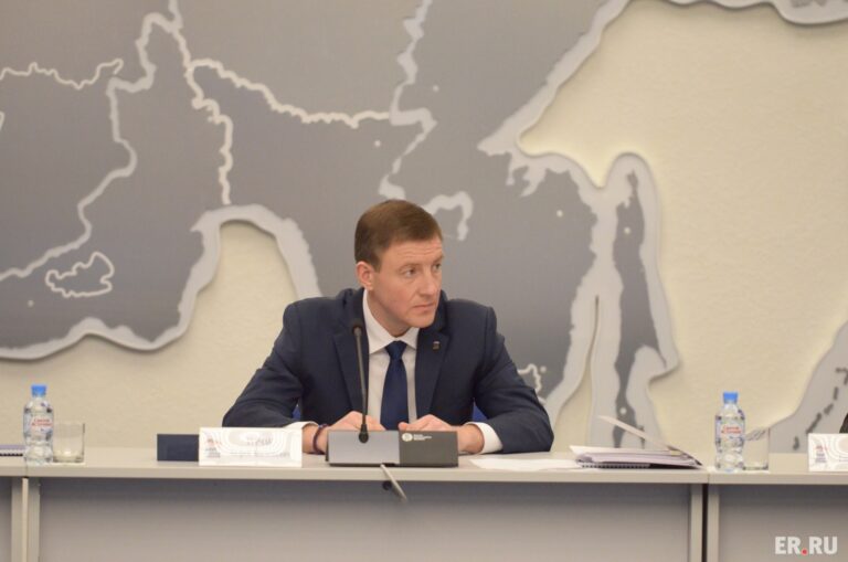 Александр Устинов: Ребрендинг «Единой России» – попытка «реанимировать» партию