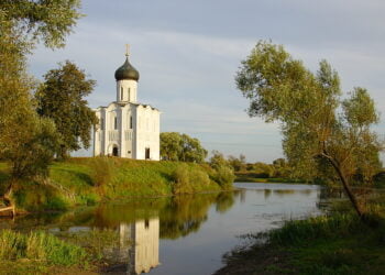 Белокаменный храм на Руси