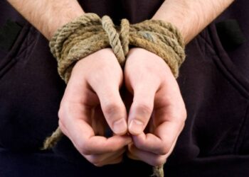 «Самоизоляция» на практике. Фото: mnews.world