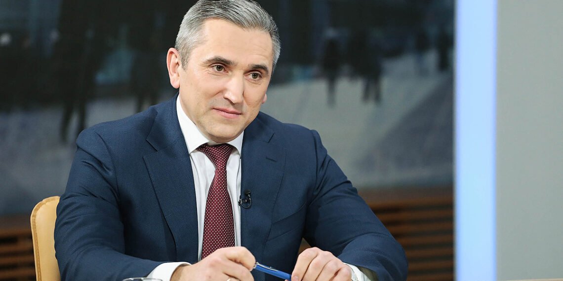 Александр Моор