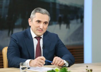 Александр Моор