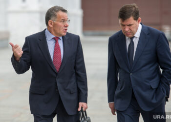 Владимир Тунгусов и Евгений Куйвашев. Фото: ura.ru